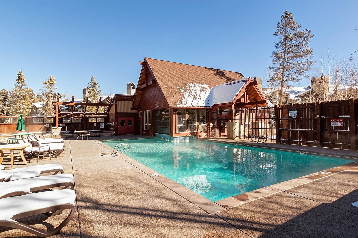 One Breckenridge Place