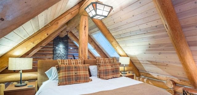 Yellow Brick Cabin