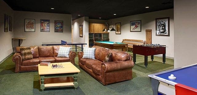 Fairmont Heritage Place, Franz Klammer Lodge