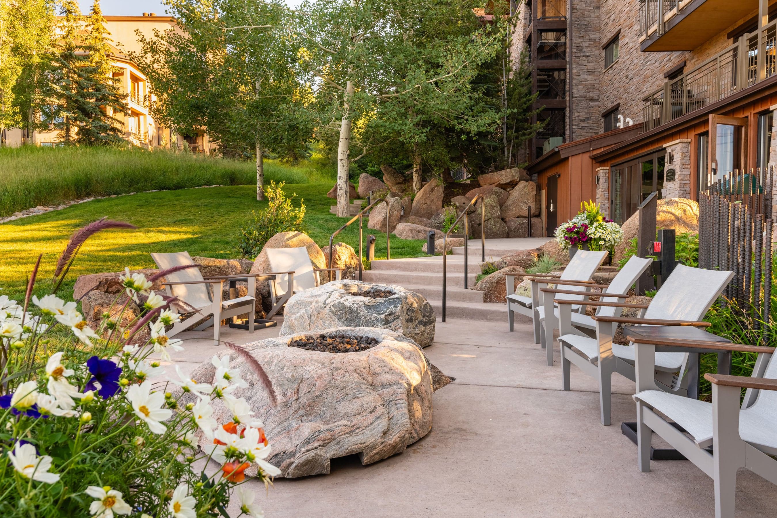 Crestwood Condominiums