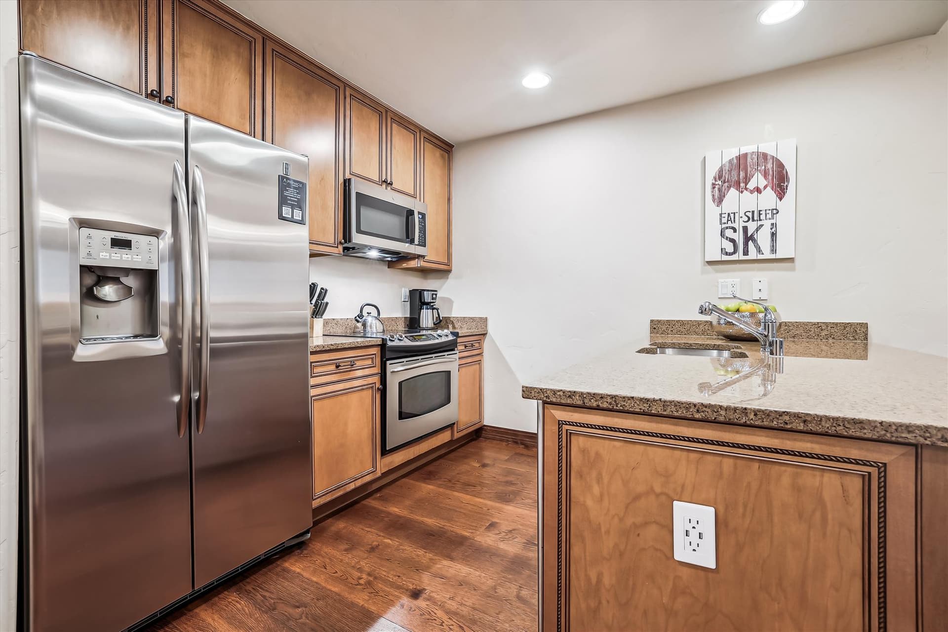 Kitchen, Bluesky 414, Breckenridge Vacation Rental