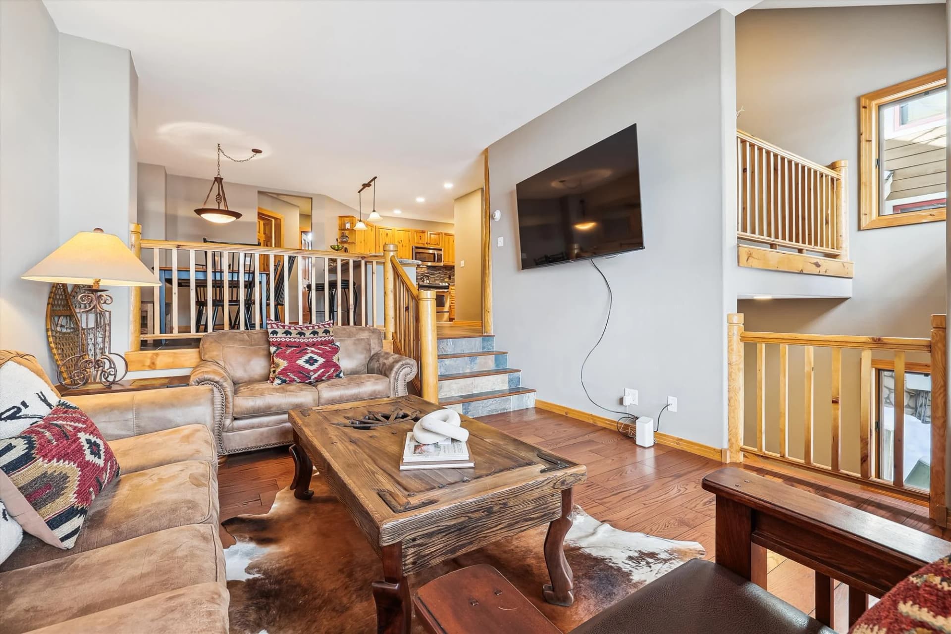 Living Room - Elk Ridge 432 - Breckenridge Vacation Rental