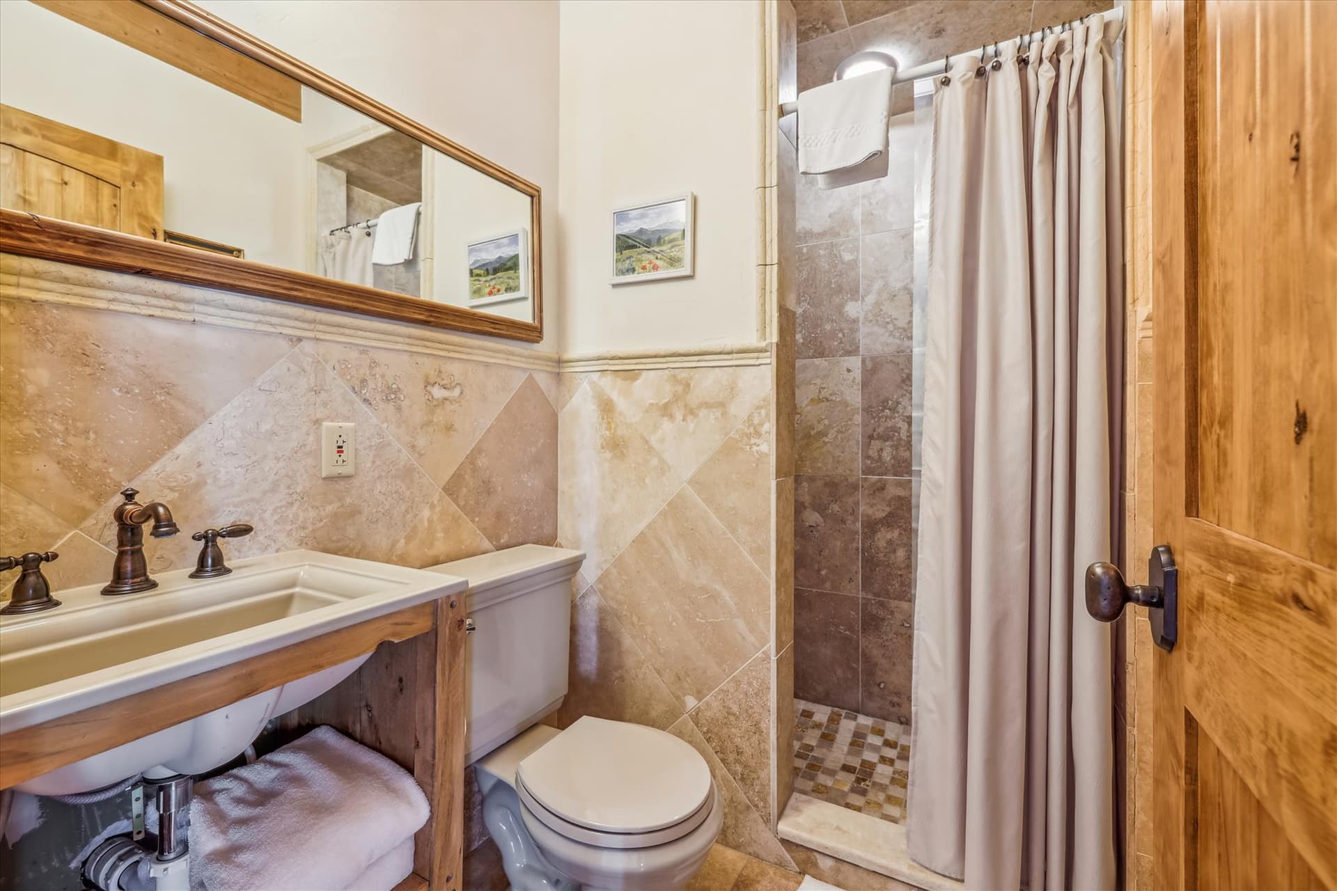 Bathroom - Endless Trails Cabin - Silverthorne Vacation Rental