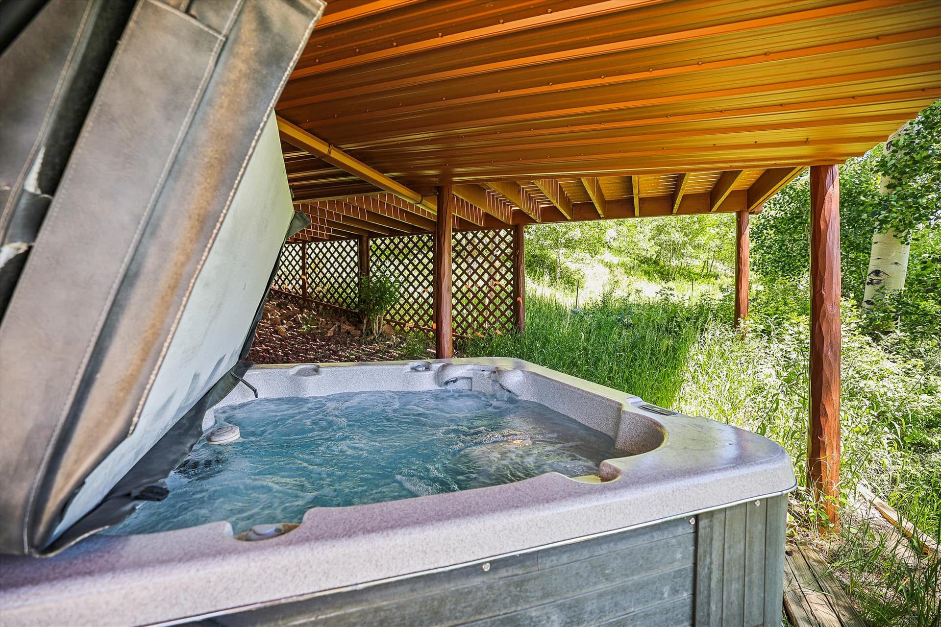 Hot Tub - Hamilton Creek Cabin - Silverthorne Vacation Rental