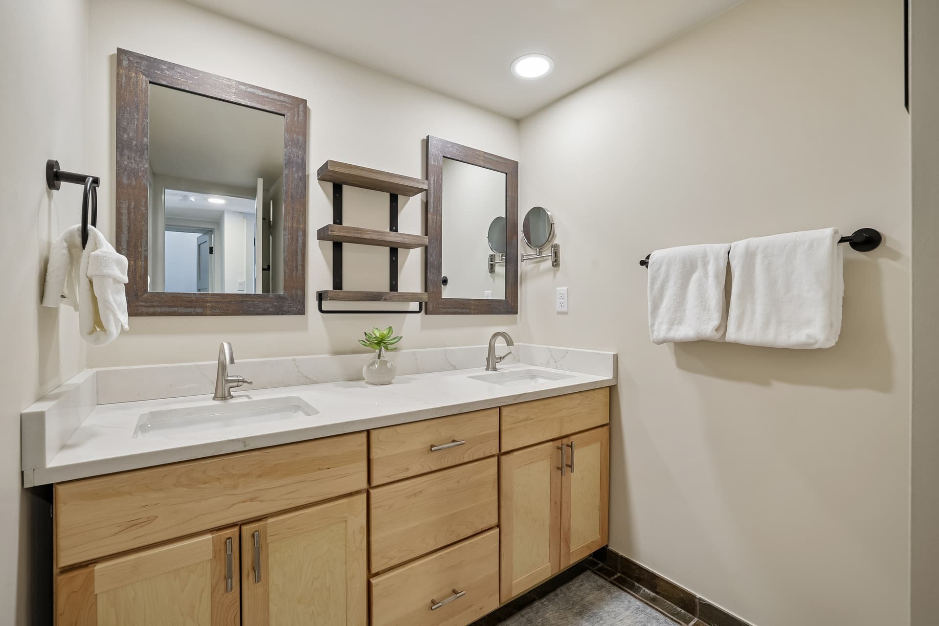 Bathroom - 4 O'Clock Lodge D27 - Breckenridge Vacation Rental