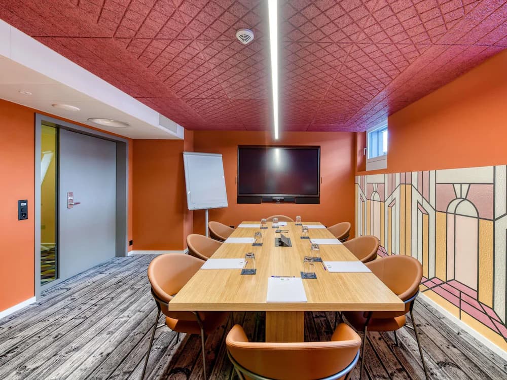 Meeting facility