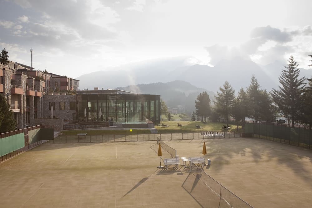 Tennis court