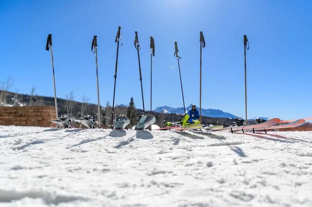 Skiing