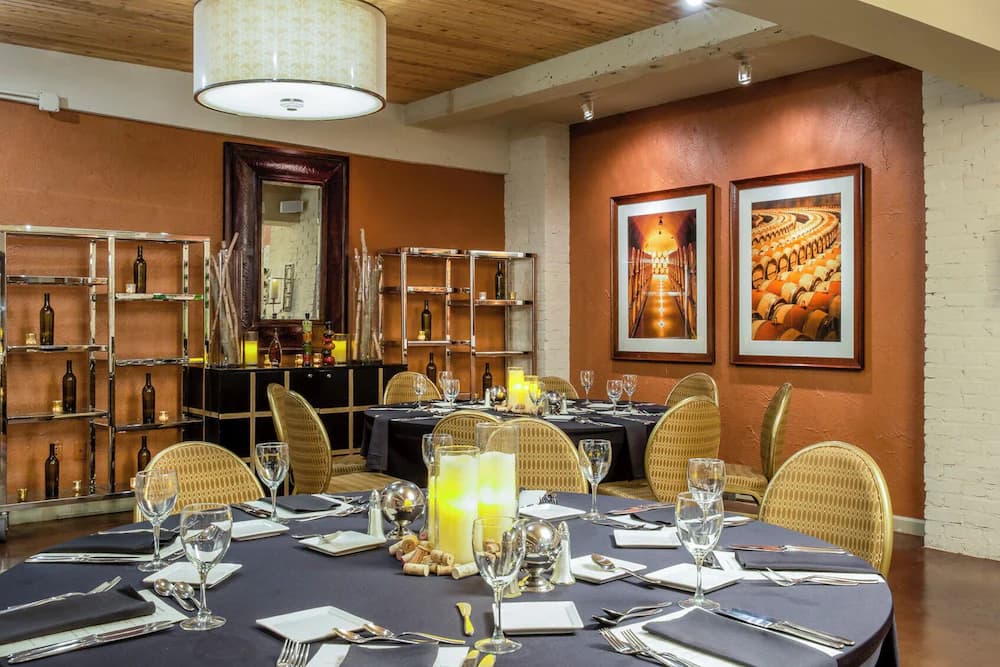 Banquet hall