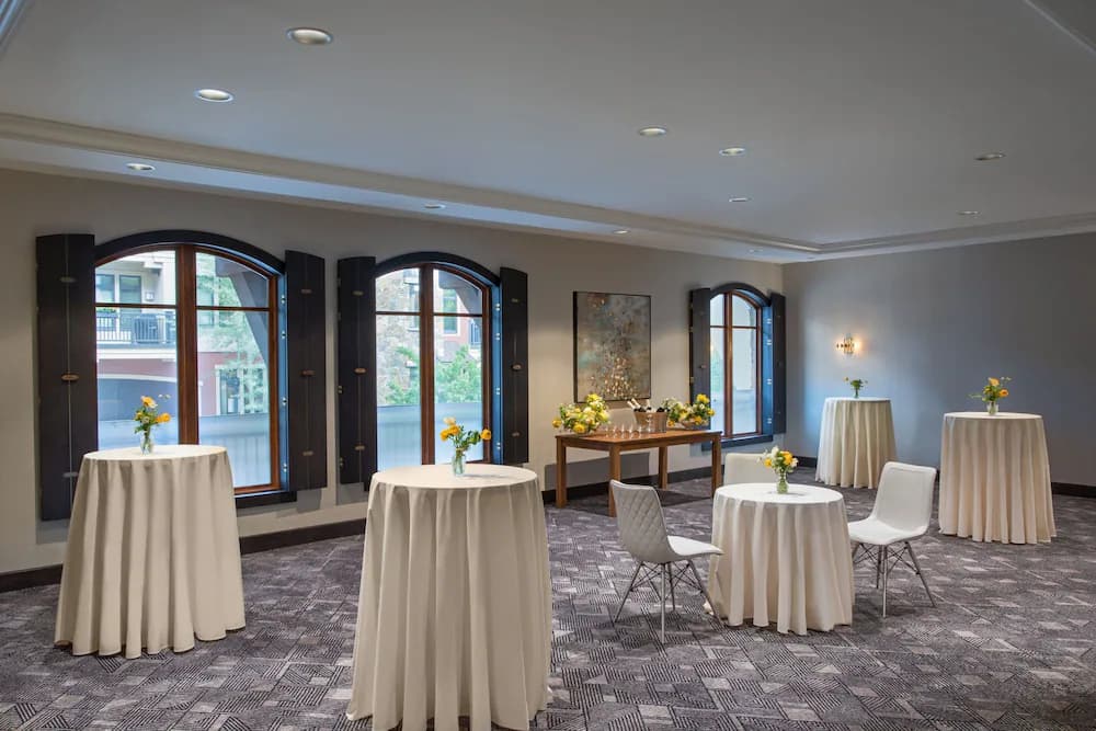 Meeting facility