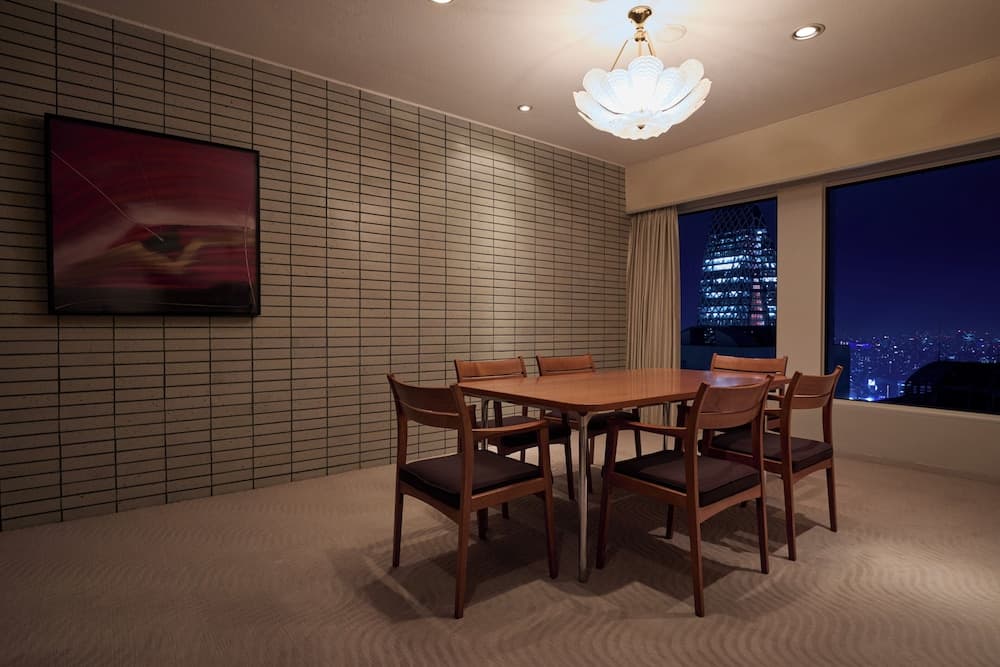 In-room dining