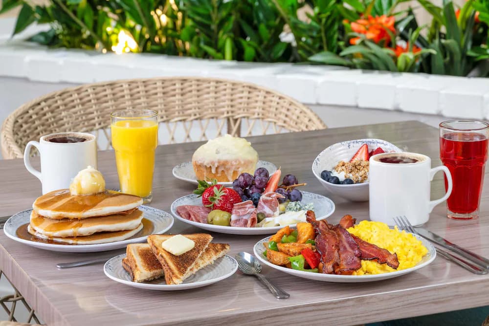 Breakfast meal