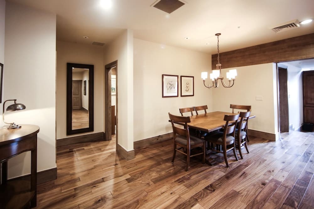 In-room dining