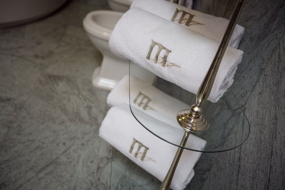Bathroom amenities