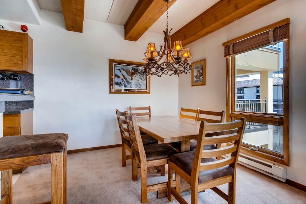 In-room dining