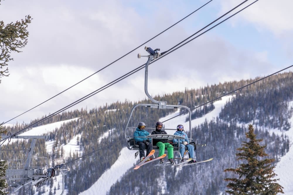 Snow and ski sports