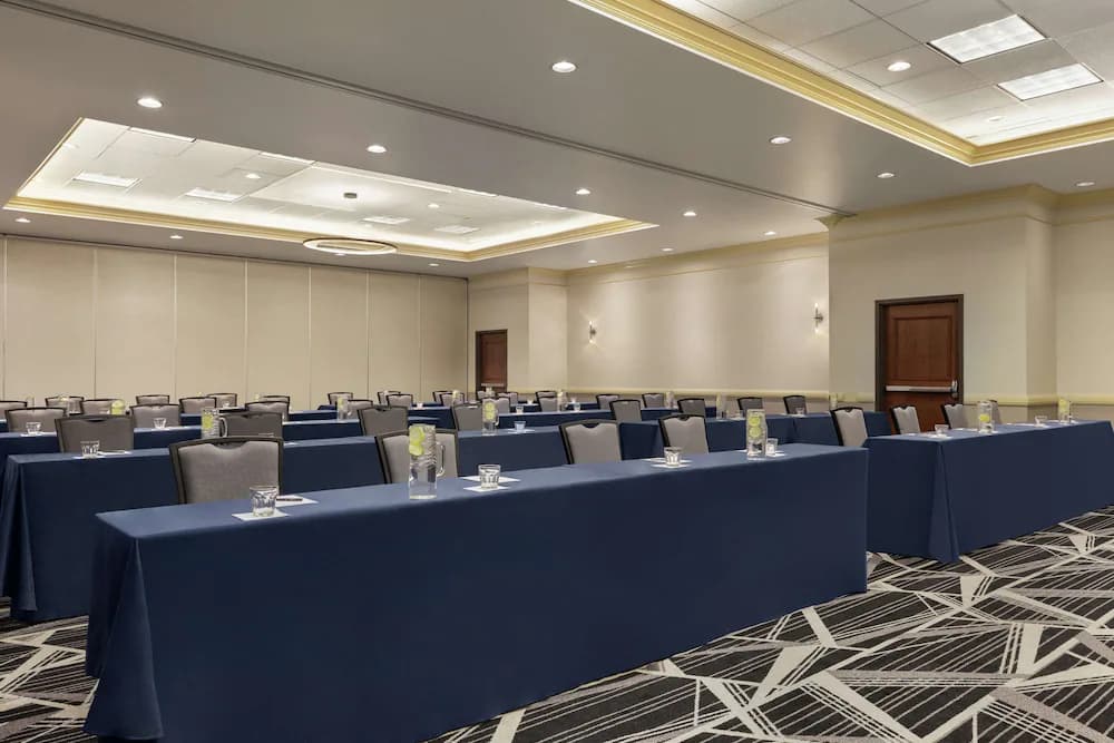 Meeting facility