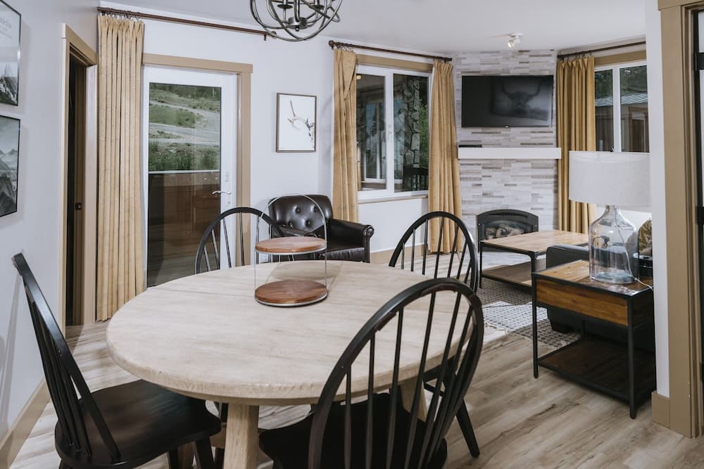 In-room dining