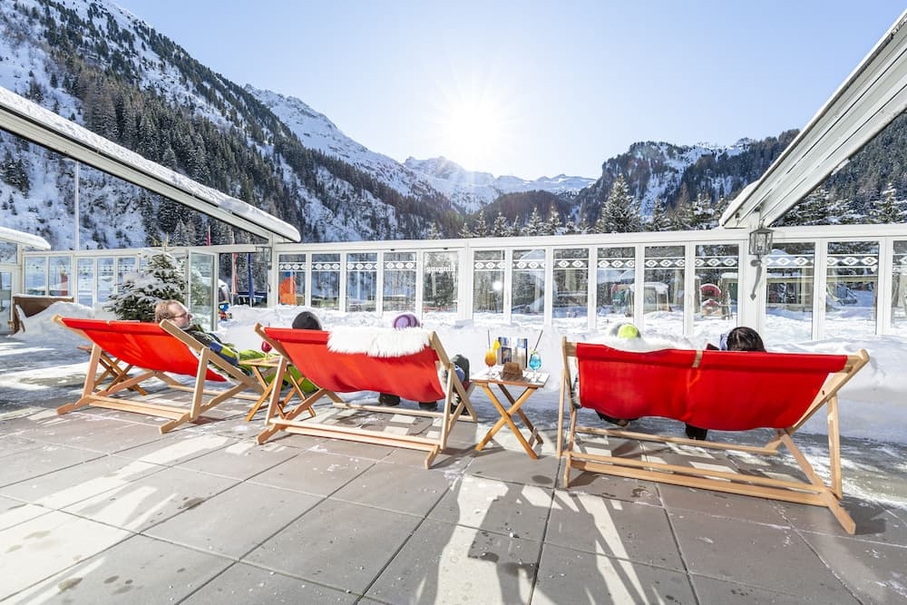Sundeck