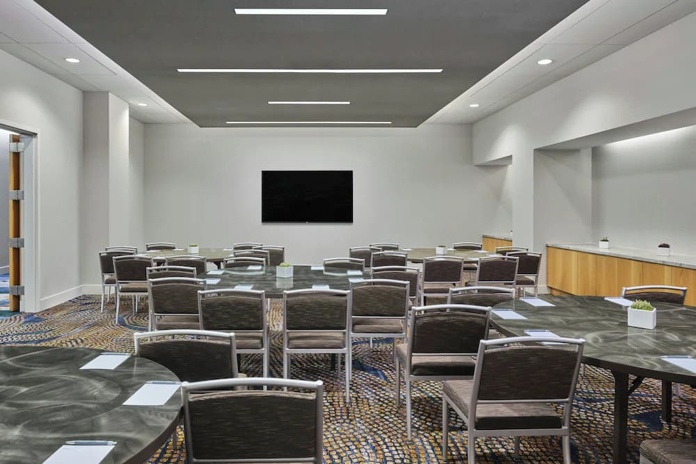 Meeting facility