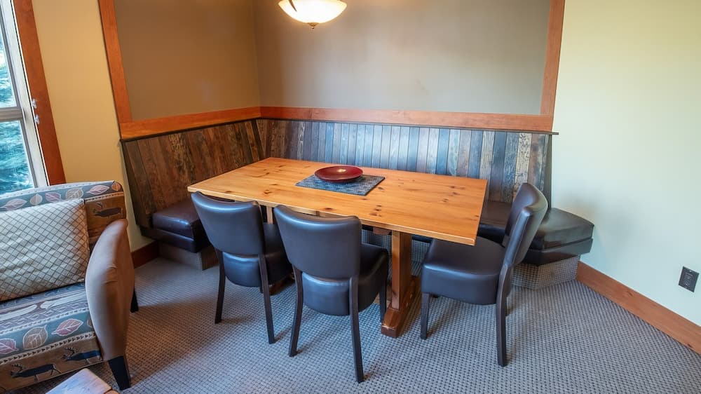 In-room dining