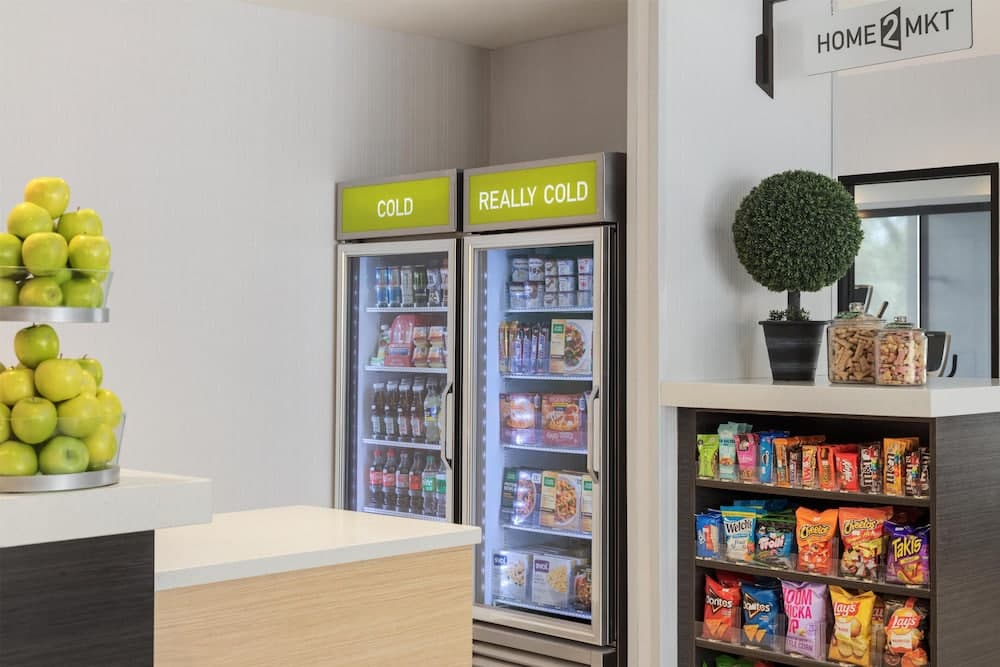 Snack bar