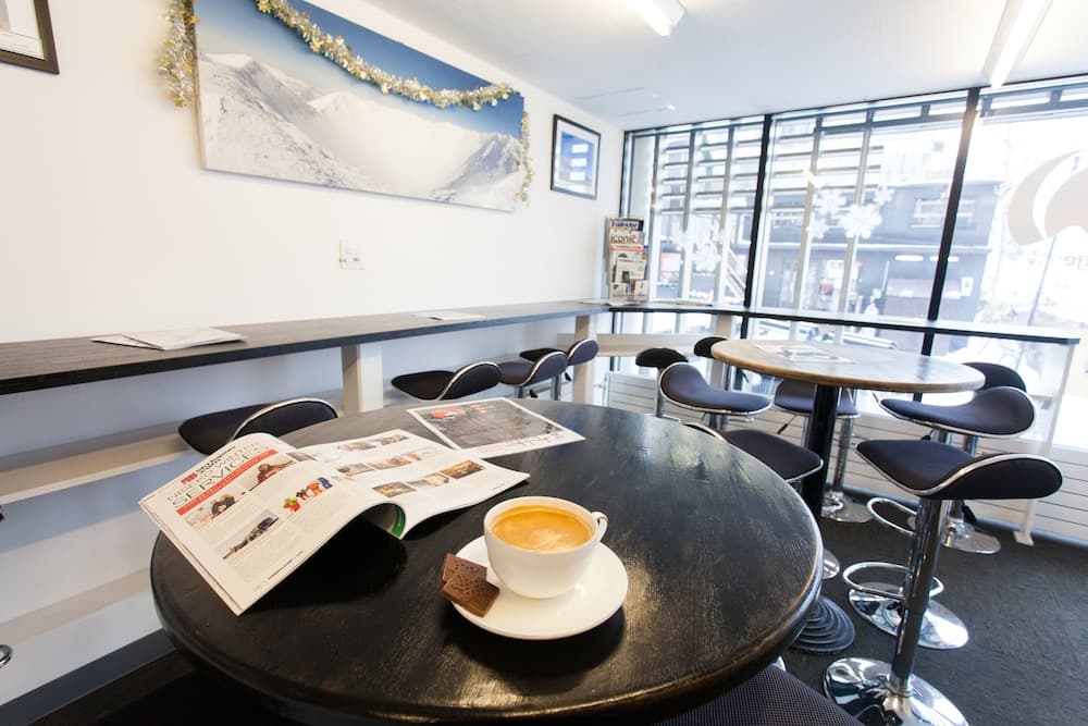 Cafe
