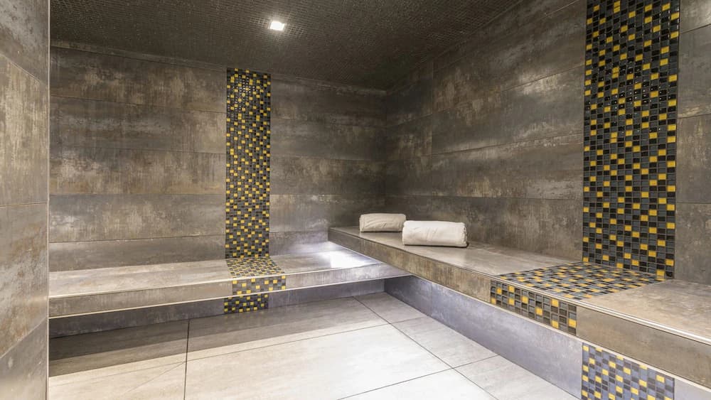Steam room