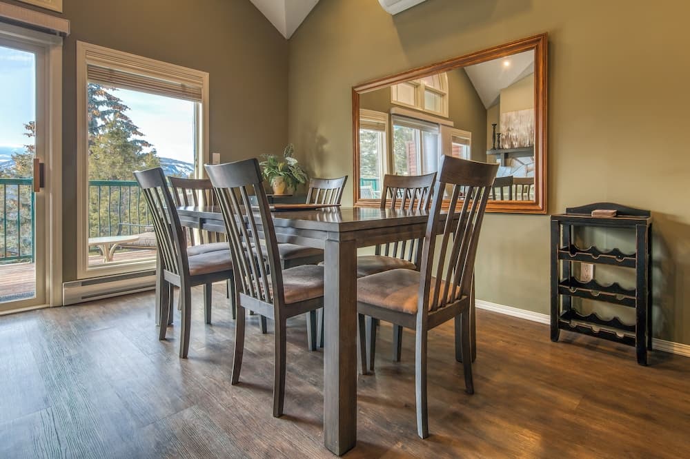 In-room dining