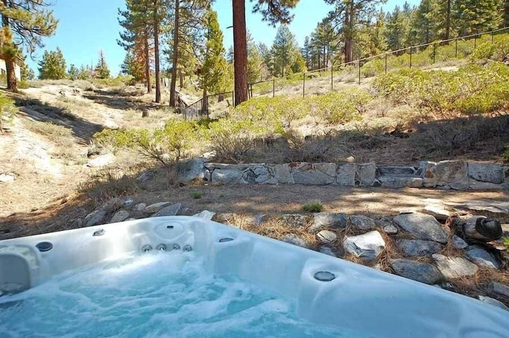 Private spa tub