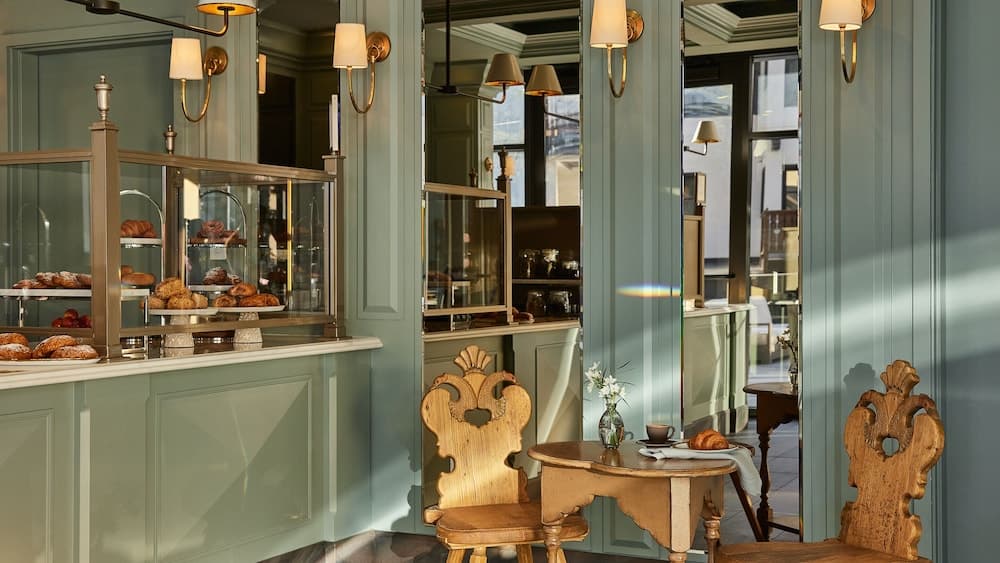 Cafe