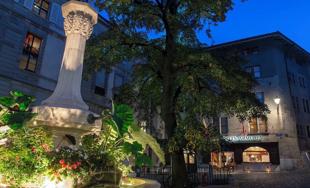 Front of property - evening/night
