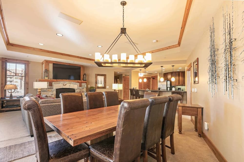 Dining room