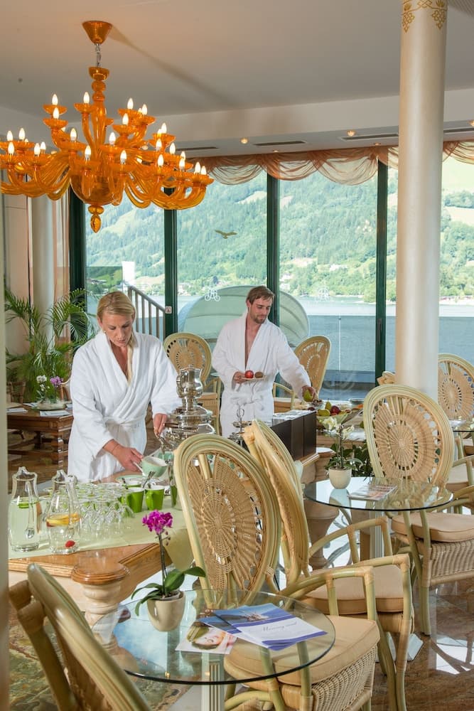 Spa reception