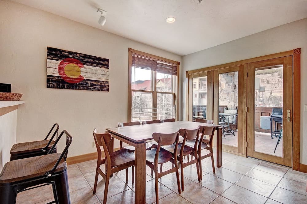In-room dining