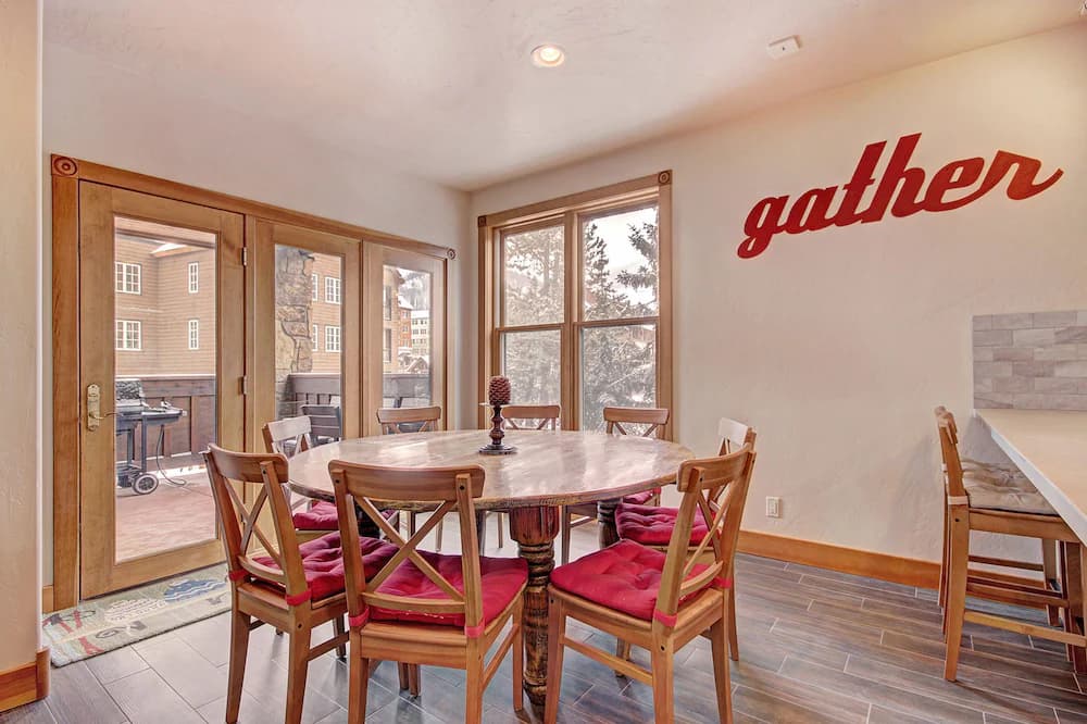 In-room dining