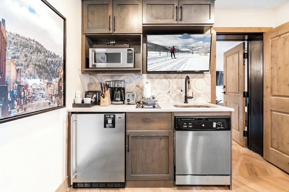 Private kitchenette