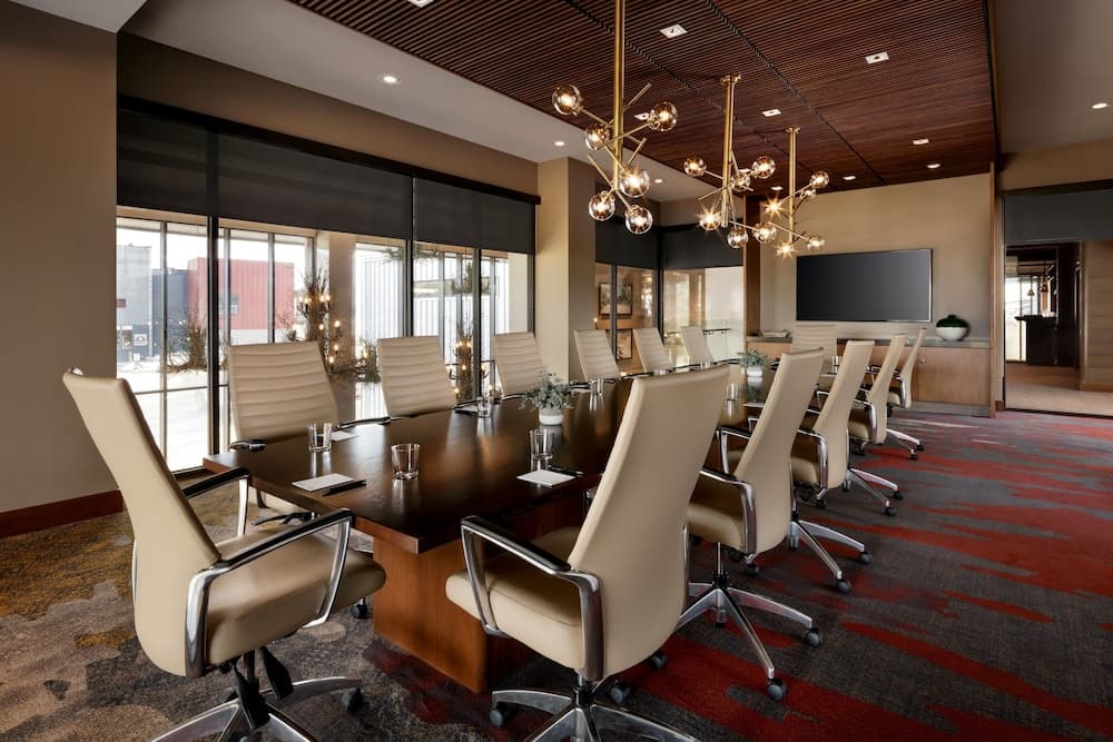 Meeting facility