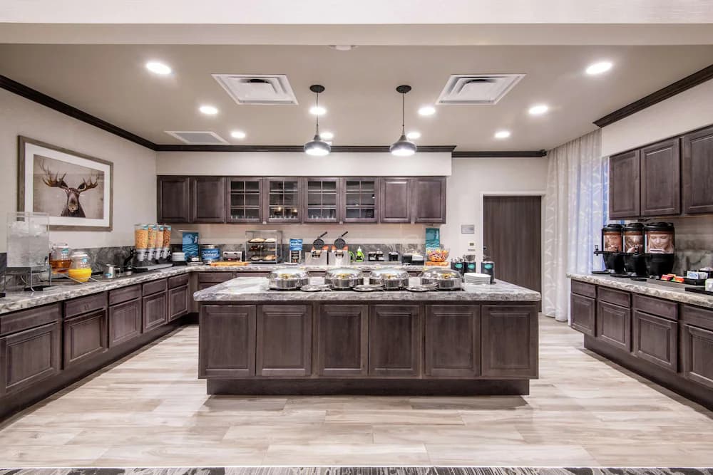 Breakfast area