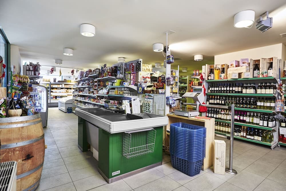 Gift shop