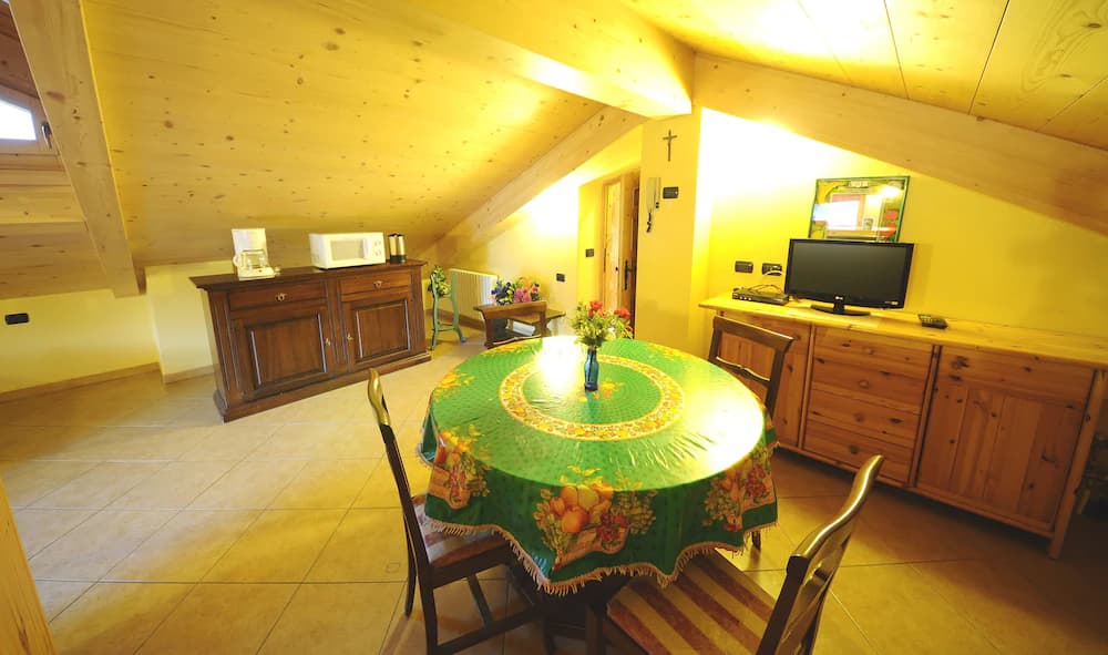 In-room dining