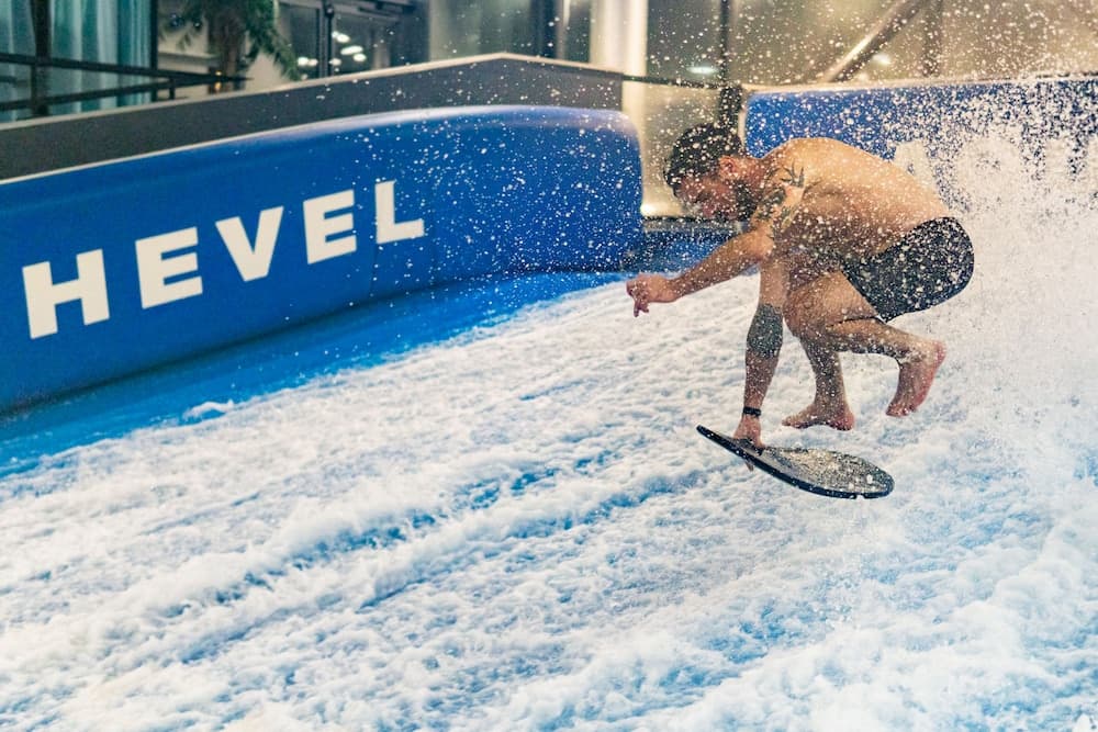 Surfing/boogie boarding