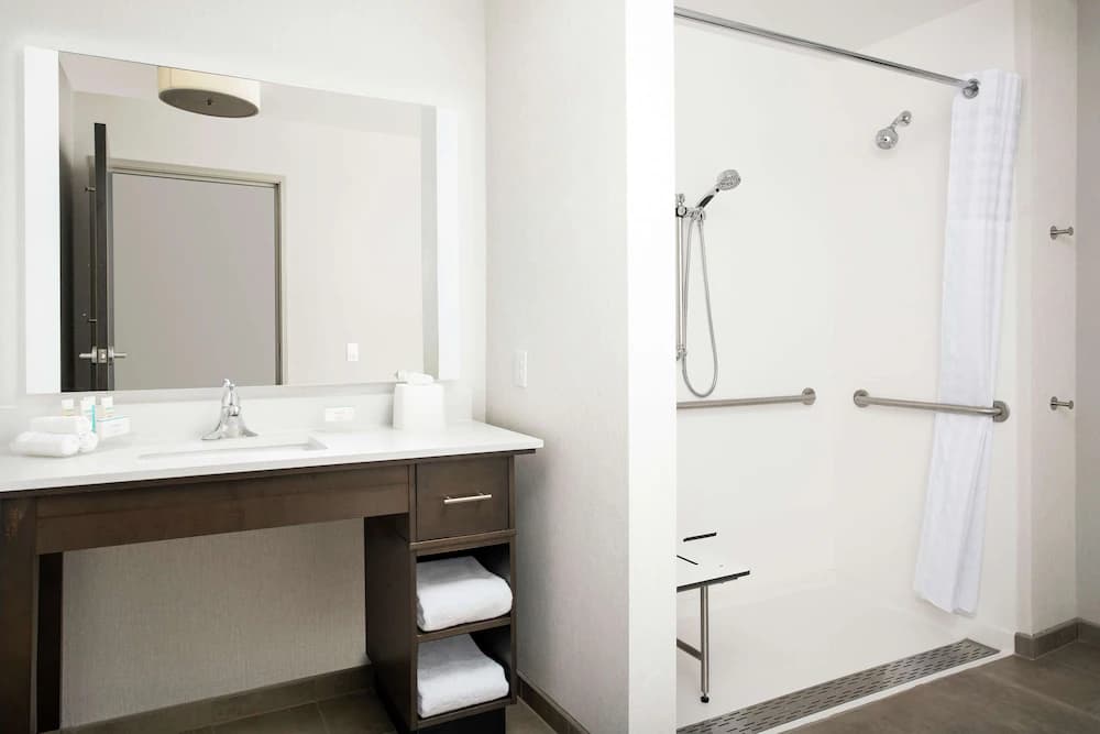 Bathroom shower