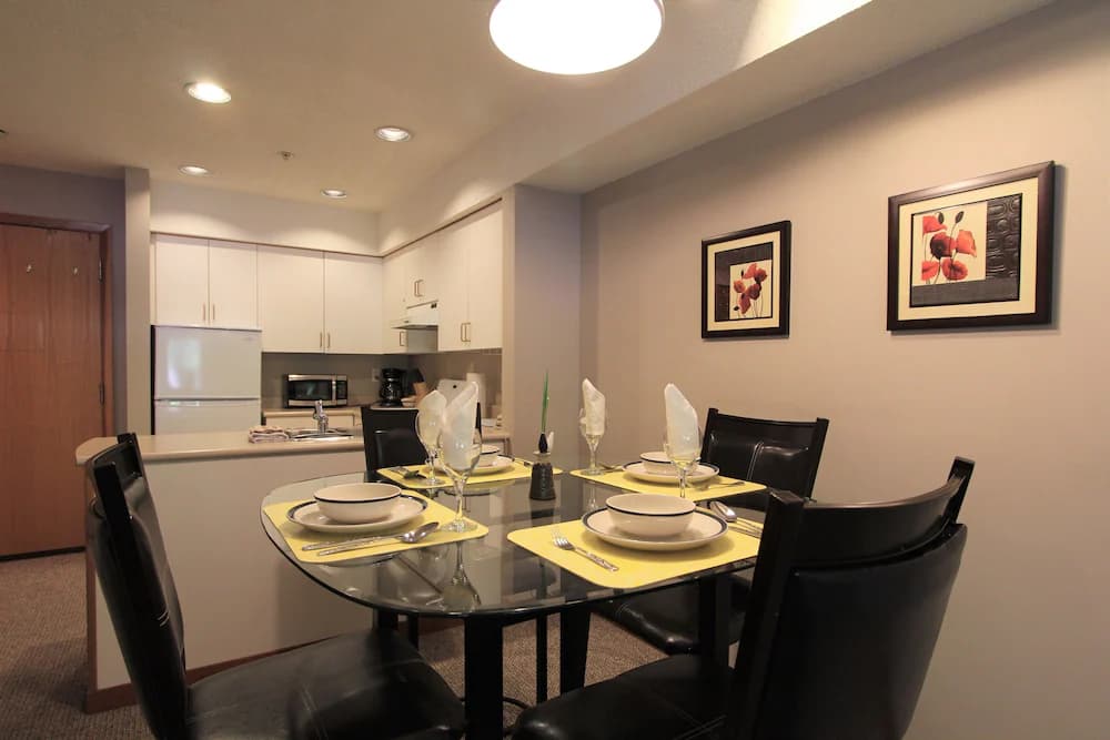 In-room dining