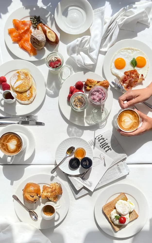 Breakfast buffet
