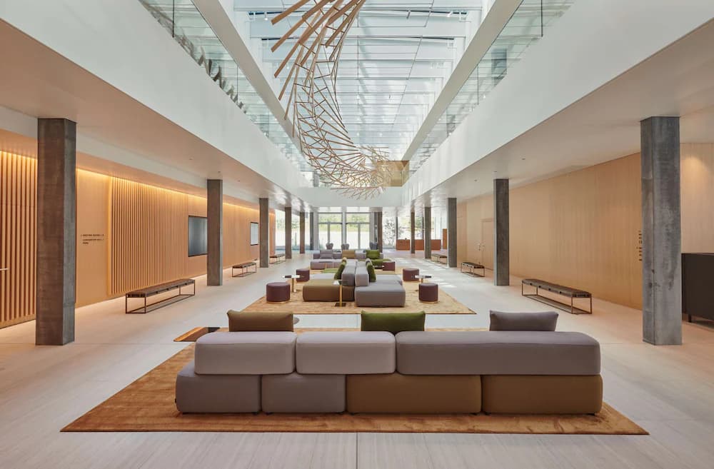 Meeting facility