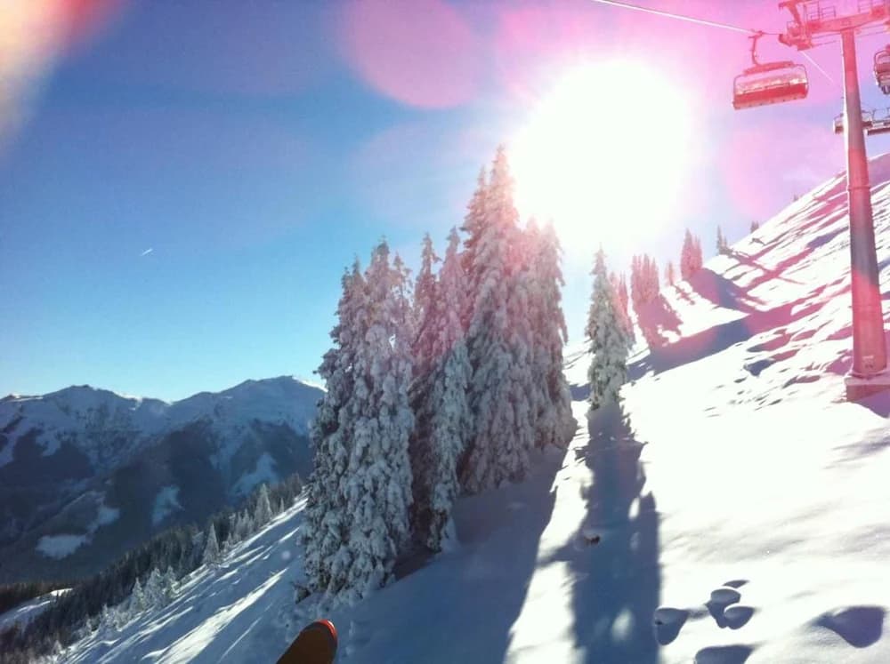 Snow and ski sports