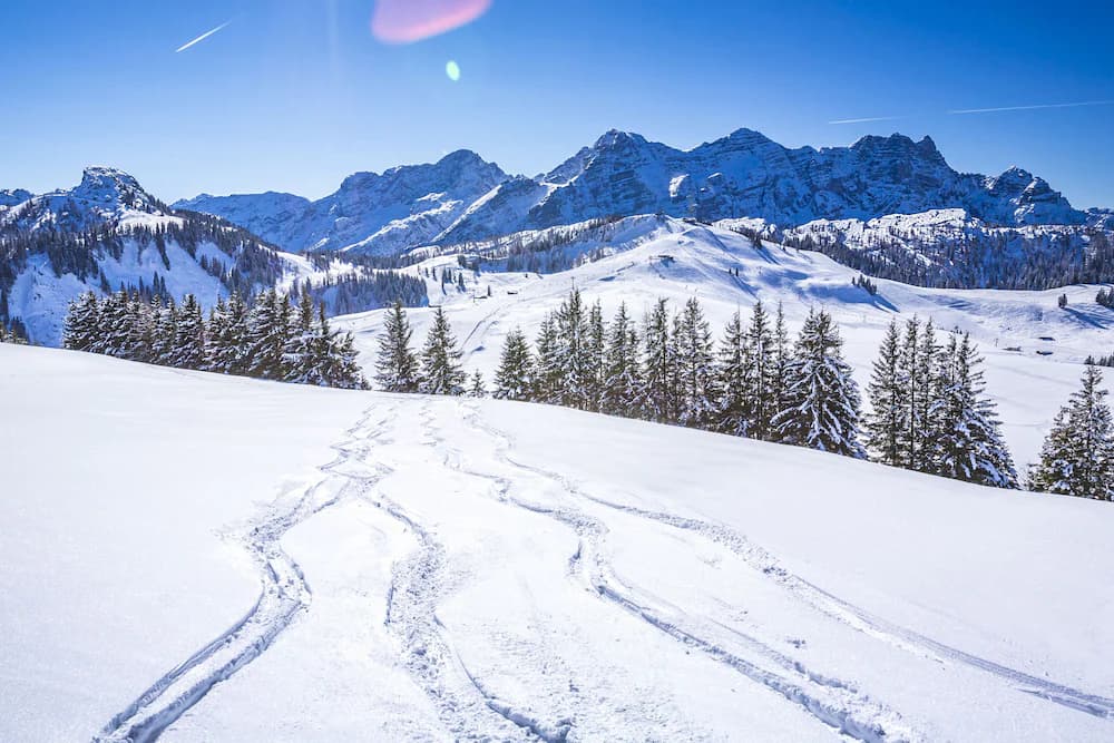 Snow and ski sports