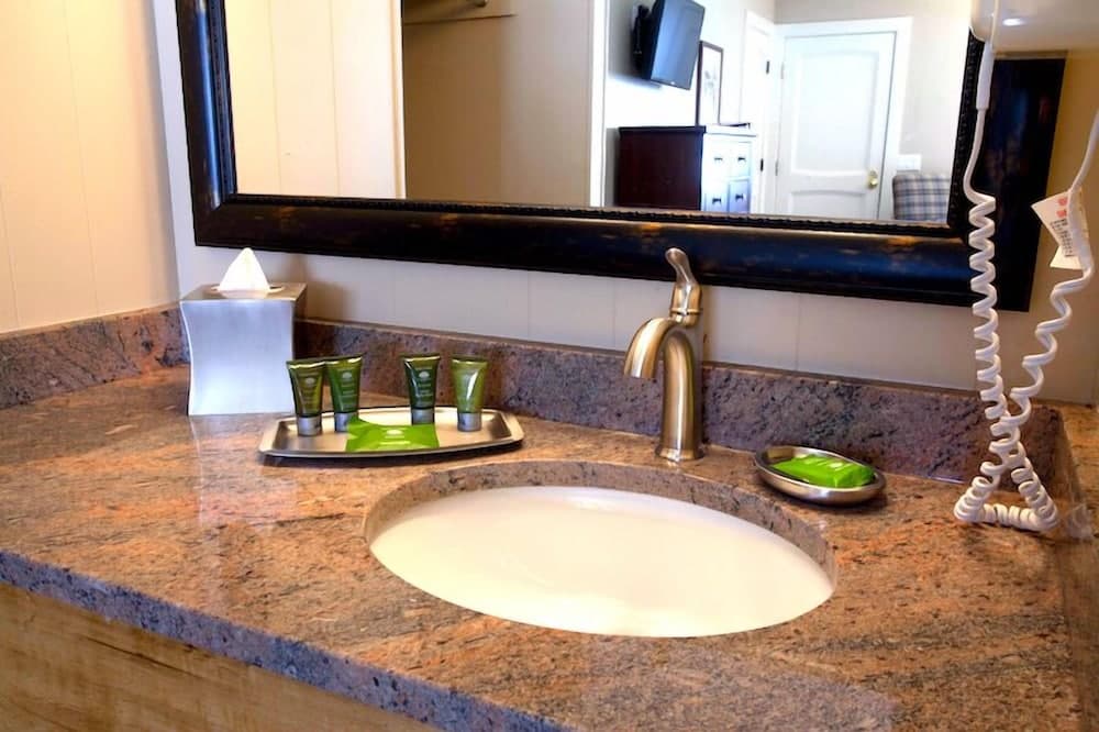 Bathroom sink