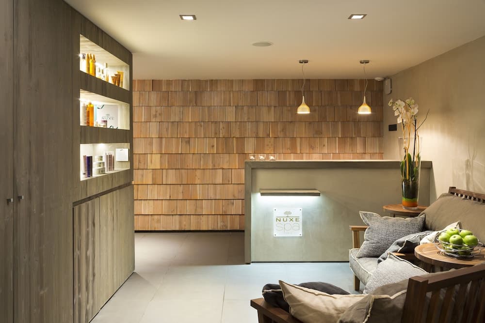 Spa reception